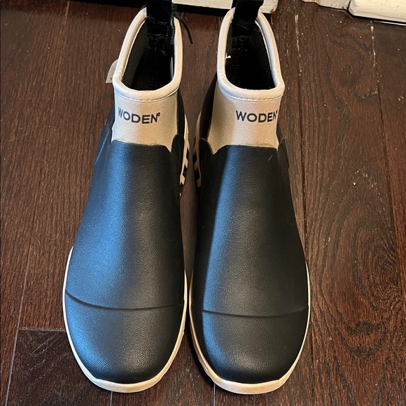 Woden Irene Rubber Waterproof Boot Size 9 nwt - Picture 1 of 5